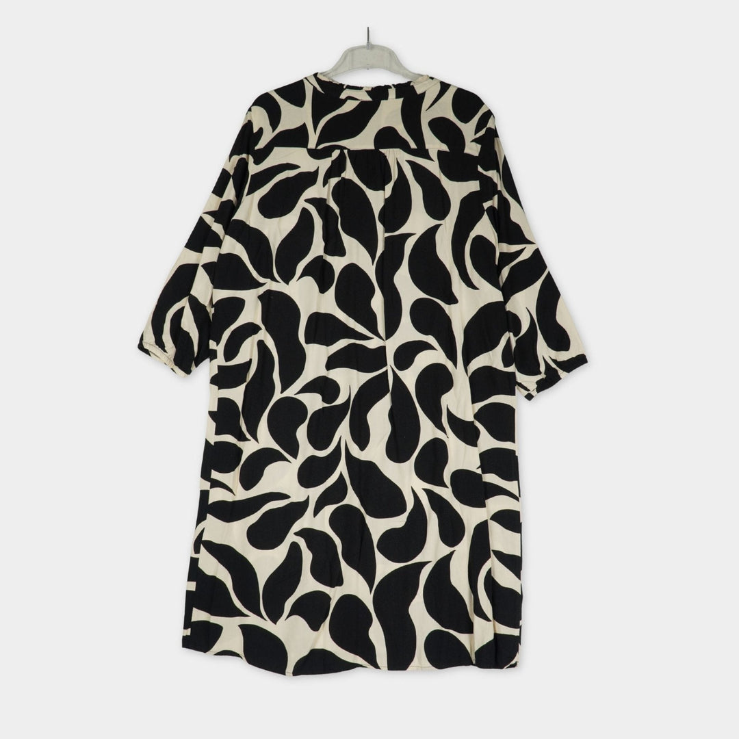 pre-loved Cartoon Kleid Gr. 46