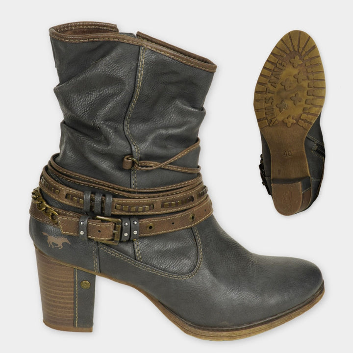 Mustang Stiefeletten Gr. 40