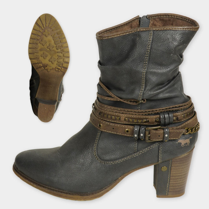 Mustang Stiefeletten Gr. 40